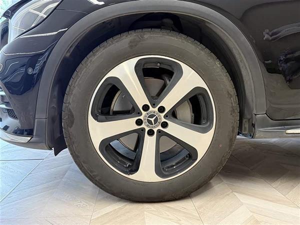 奔驰GLC 2018款 GLC 260 4MATIC 豪华型