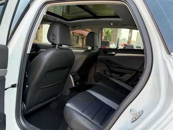 速腾 2022款 200TSI DSG超越版