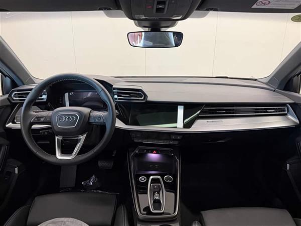 奥迪A3 2025款 Sportback 35TFSI 飞驰尊享型