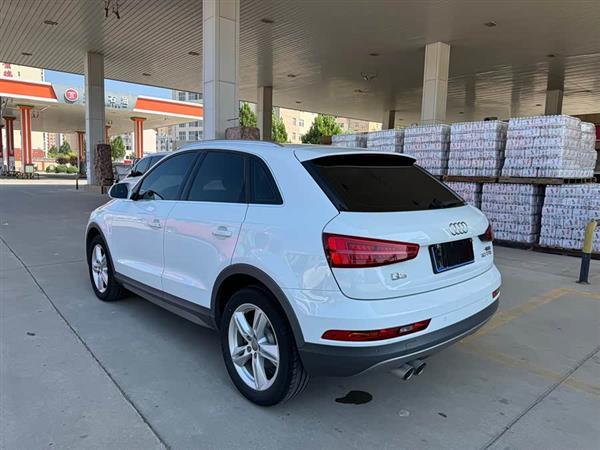 奥迪Q3 2018款 30周年年型 30 TFSI 风尚型