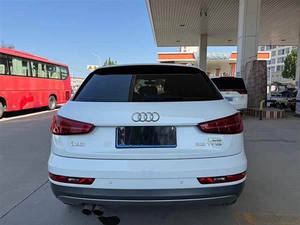 奥迪Q3 2018款 30周年年型 30 TFSI 风尚型