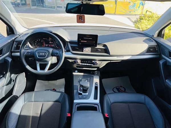 奥迪Q5L 2020款 40 TFSI 荣享进取型