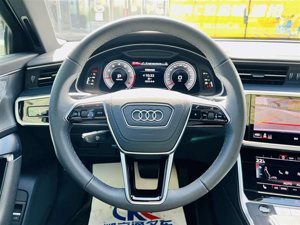 奥迪A6L 2025款 改款 45 TFSI 臻选动感型