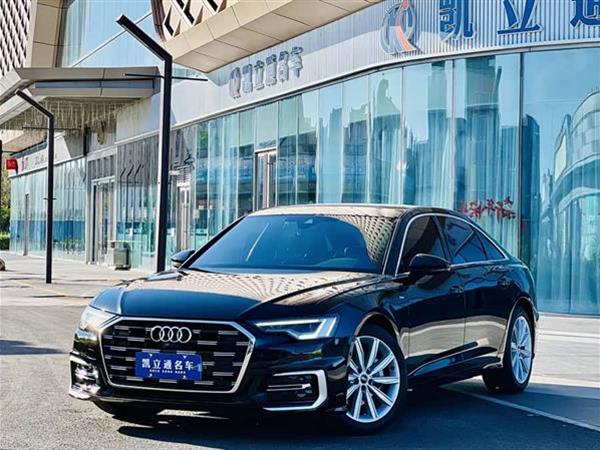 奥迪A6L 2023款 改款 45 TFSI 臻选动感型