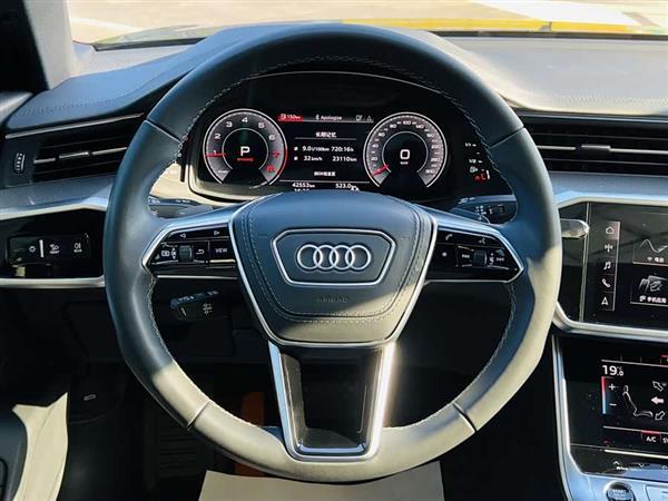 奥迪A6L 2023款 改款 45 TFSI 臻选动感型