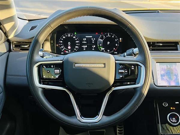 揽胜极光新能源 2022款 极光L P300e 插电式电动混合版