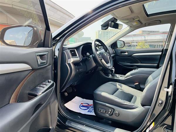 汉兰达 2018款 2.0T 四驱豪华版 7座 国V