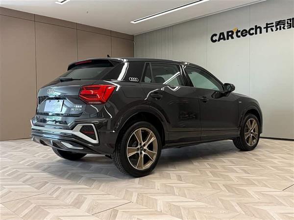 奥迪Q2L 2025款 35TFSI 时尚动感型