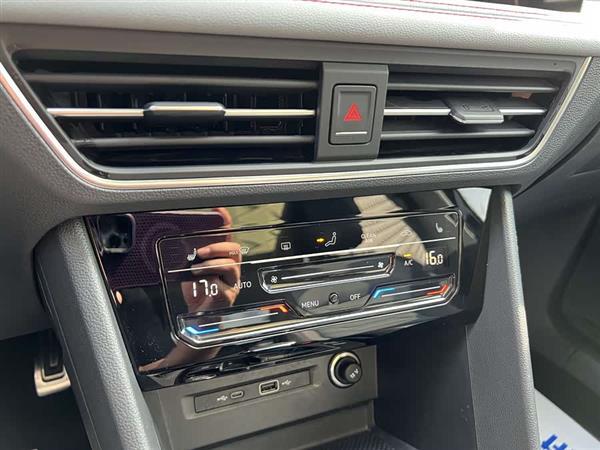 途观L 2022款 330TSI 自动两驱R-Line旗舰版