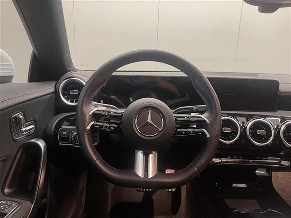 奔驰CLA(进口) 2024款 CLA 200