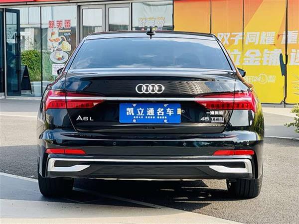 奥迪A6L 2023款 45 TFSI quattro 尊享动感型