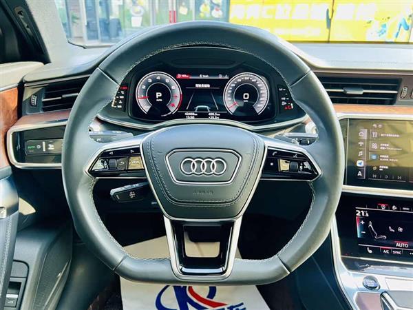 奥迪A6L 2023款 45 TFSI quattro 尊享动感型