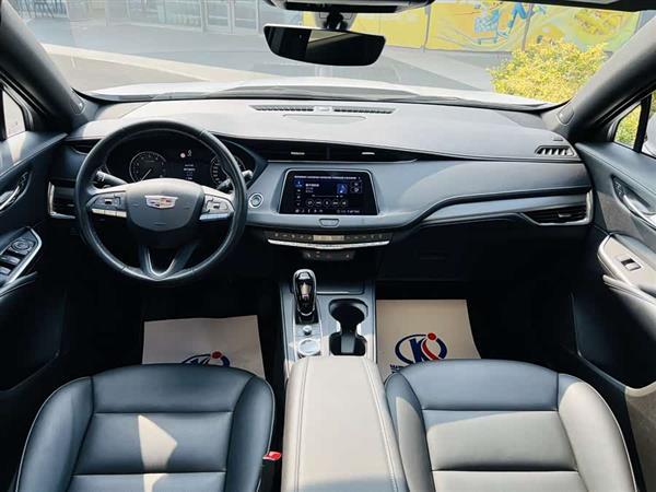 凯迪拉克XT4 2020款 28T 两驱领先型