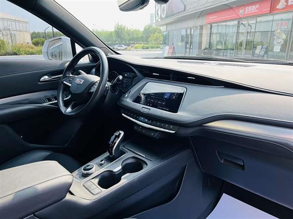 凯迪拉克XT4 2020款 28T 两驱领先型