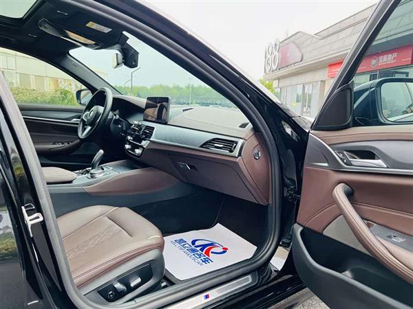 宝马5系新能源 2021款 535Le M运动套装