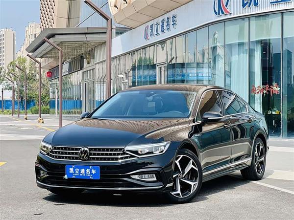 迈腾 2023款 200万辆纪念版 330TSI DSG豪华型