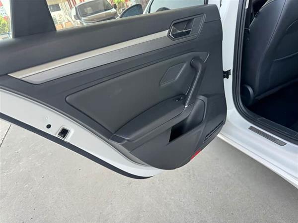 凌渡 2019款 280TSI DSG舒适版 国VI