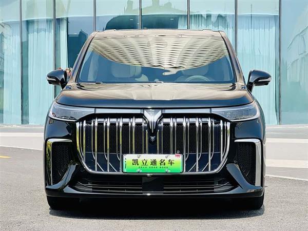 岚图梦想家 2024款 PHEV 超长续航尊贵版