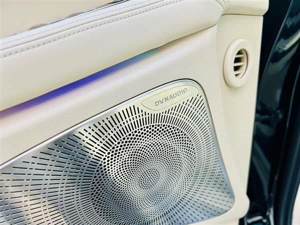 岚图梦想家 2024款 PHEV 超长续航尊贵版