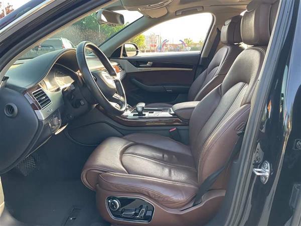 奥迪A8 2013款 A8L 45 TFSI quattro舒适型