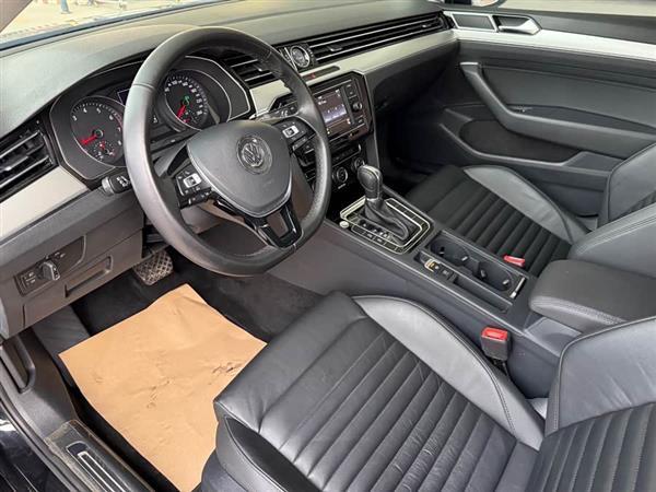 迈腾 2018款 280TSI DSG 领先型