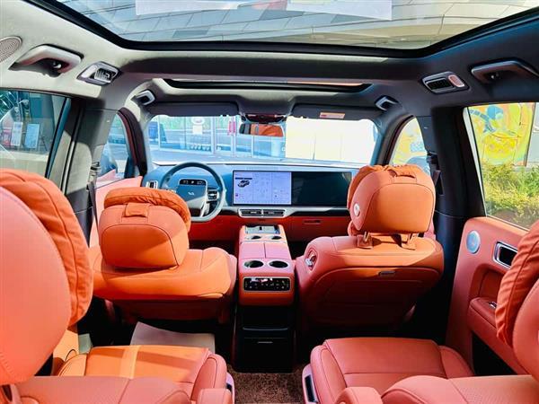 理想L8 2023款 Pro