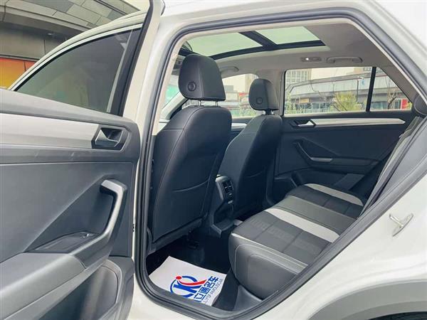 T-ROC探歌 2022款 280TSI DSG两驱精英PLUS