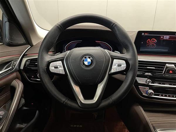宝马5系 2020款 530Li 领先型 豪华套装