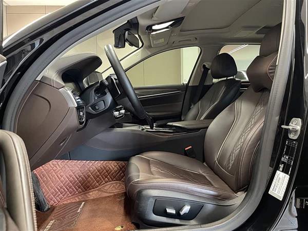 宝马5系 2020款 530Li 领先型 豪华套装