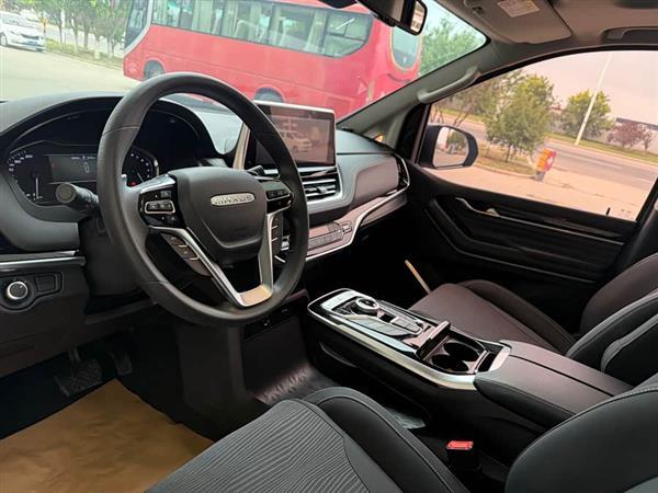 大通G20 2020款 2.0T 汽油自动豪华版