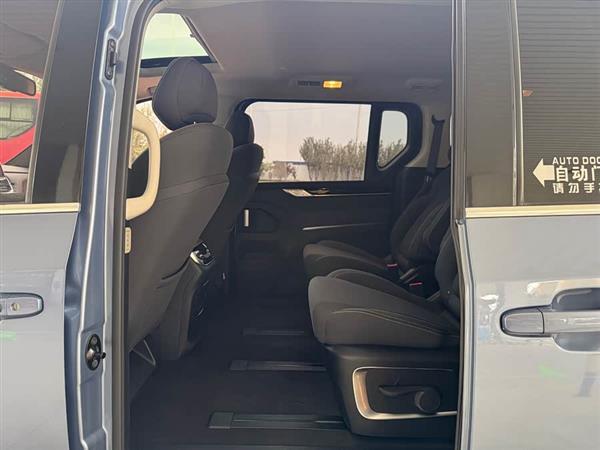 大通G20 2020款 2.0T 汽油自动豪华版