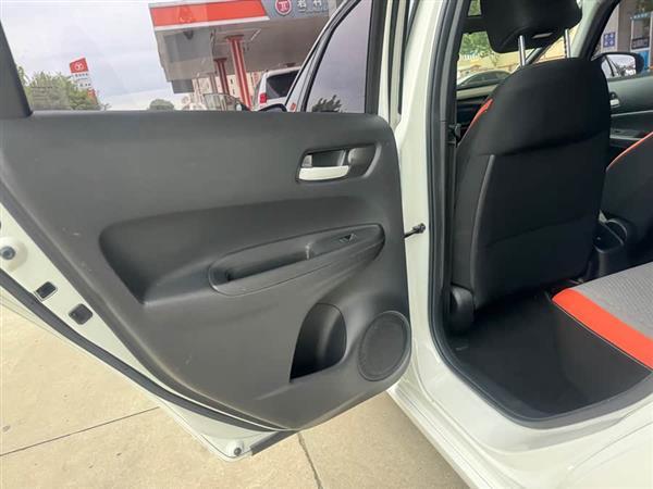 飞度 2021款 1.5L CVT潮跑版