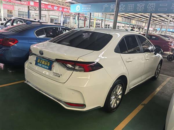 卡罗拉 2021款 双擎 1.8L E-CVT精英版