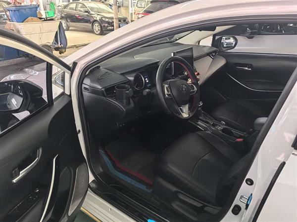 卡罗拉 2021款 双擎 1.8L E-CVT精英版