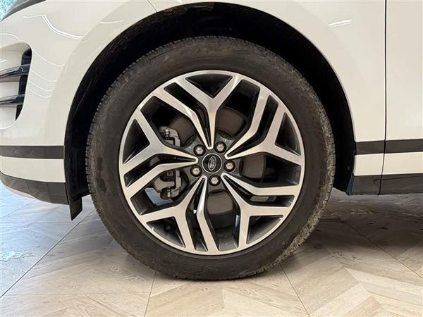 揽胜极光 2023款 极光L 249PS 豪华版