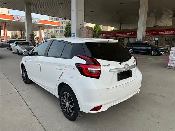 威驰FS 2021款 1.5L CVT锋驰版