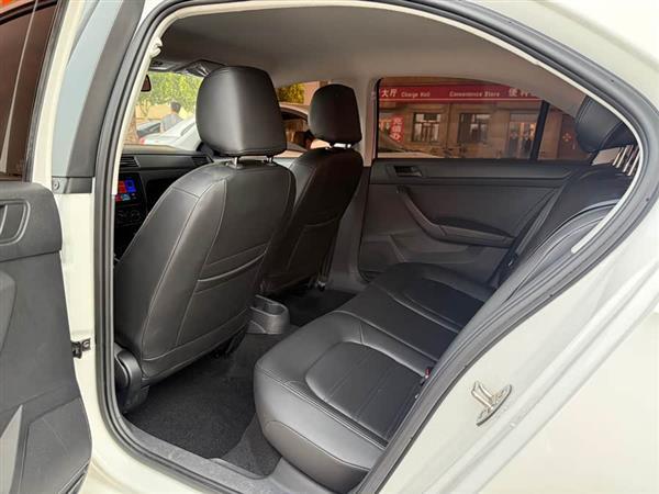 桑塔纳 2021款 1.5L 自动风尚版