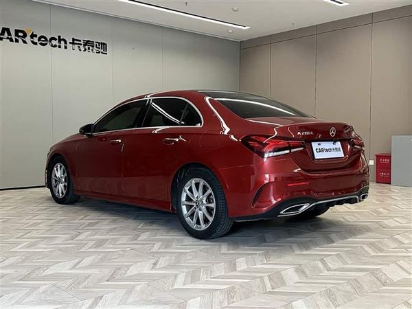 奔驰A级 2019款 改款 A 200 L 运动轿车