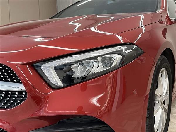 奔驰A级 2019款 改款 A 200 L 运动轿车