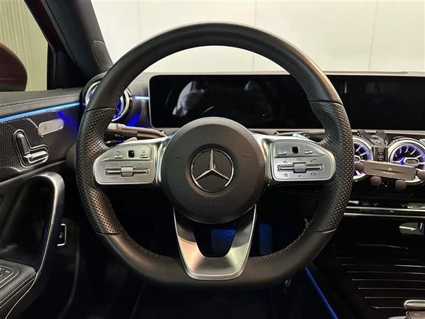 奔驰A级 2019款 改款 A 200 L 运动轿车