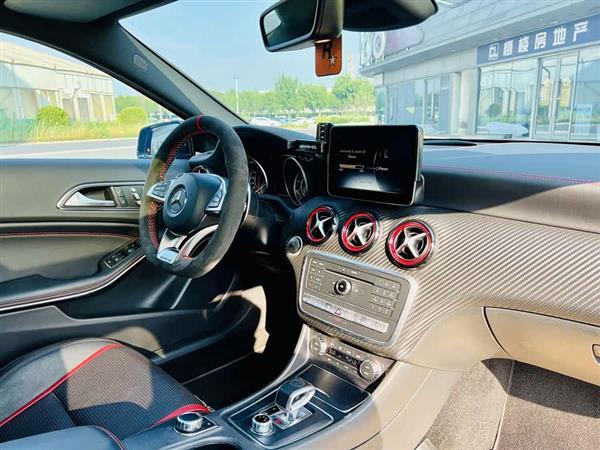 奔驰A级AMG(进口) 2017款 改款 AMG A 45 4MATIC