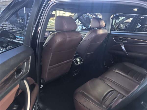 本田UR-V 2017款 370TURBO 四驱尊享版 国V