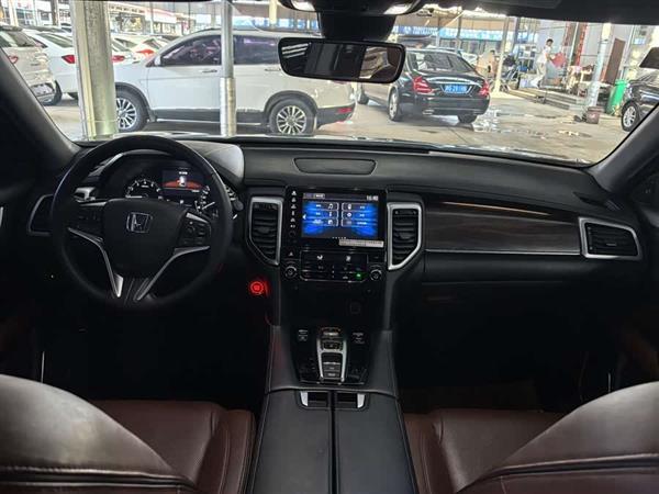 本田UR-V 2017款 370TURBO 四驱尊享版 国V