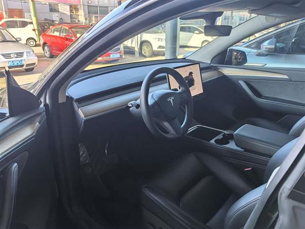 Model Y 2022款 长续航全轮驱动版