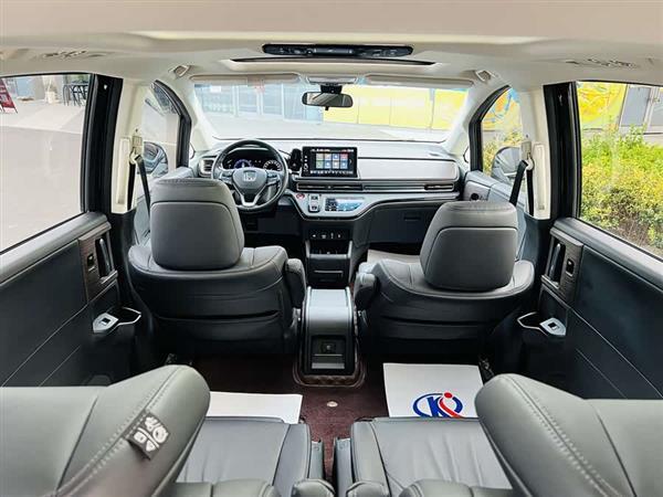 奥德赛 2022款 2.0L e:HEV 锐·耀享版