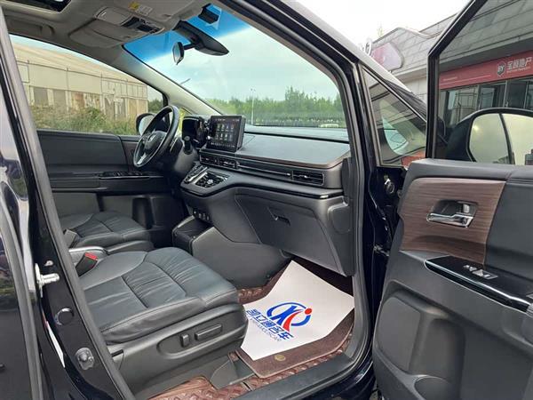 奥德赛 2022款 2.0L e:HEV 锐·耀享版