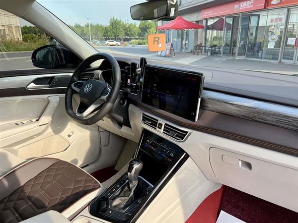 探岳 2023款 330TSI 两驱R-Line高能版