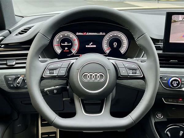 奥迪A4L 2023款 40 TFSI 豪华动感型