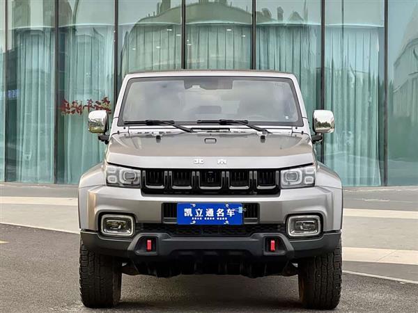 北京越野BJ40 2023款 2.0T 自动四驱环塔冠军版