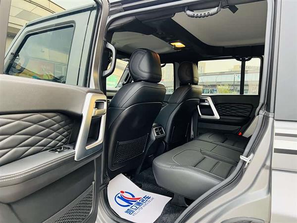 北京越野BJ40 2023款 2.0T 自动四驱环塔冠军版